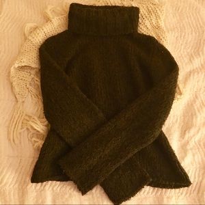 Zara Turtleneck 💫